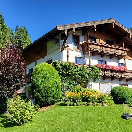 Neukirchen am GroßvenedigerAm Waldrand 252アパートメント エクステリア 写真